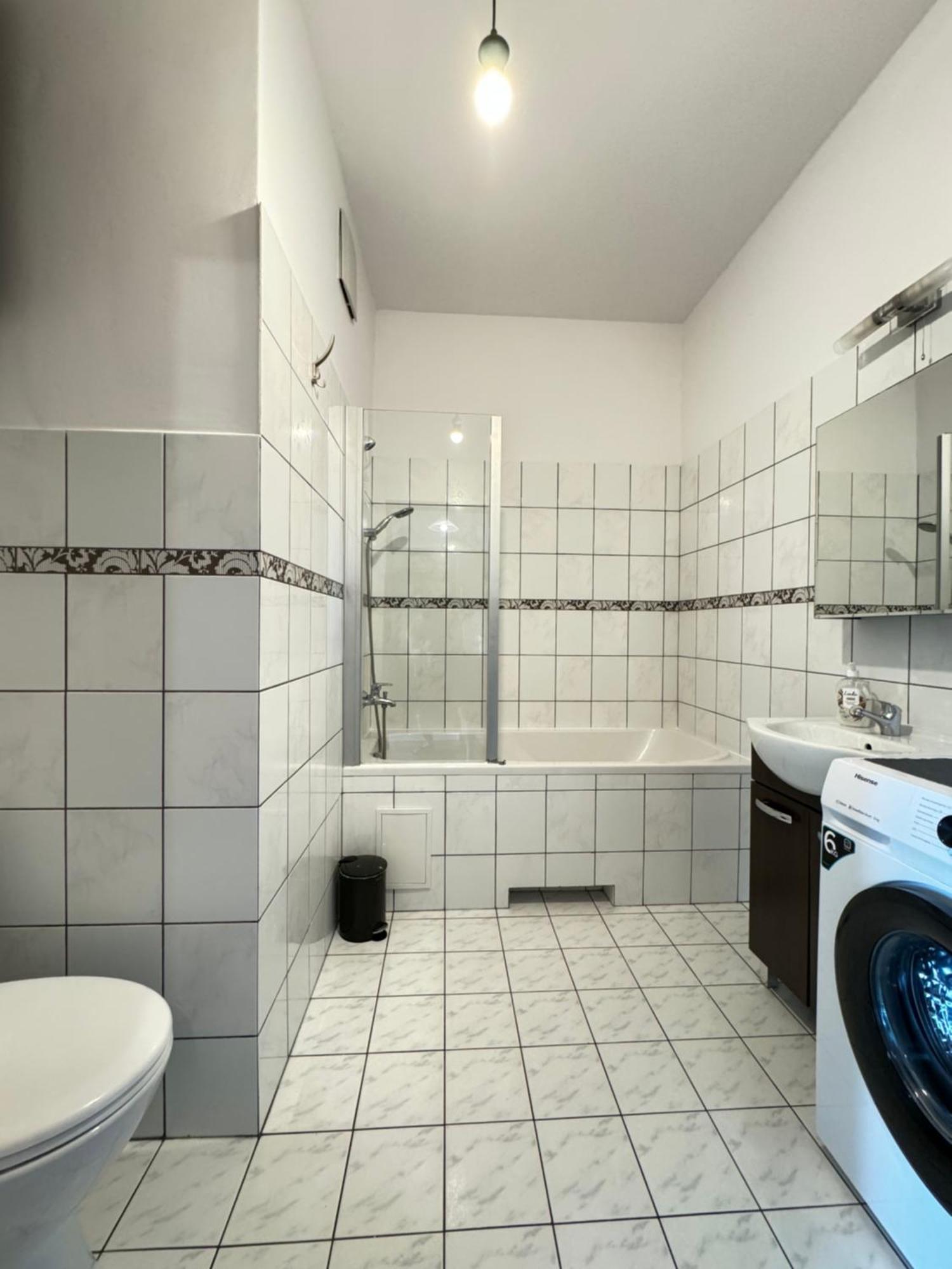 Two Rooms Apartment Triton Park Варшава Экстерьер фото